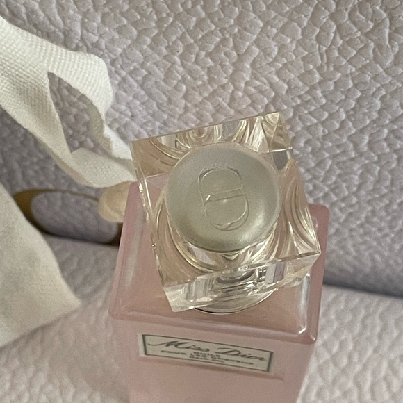 Miss Dior Hair Oil & Drawstring Bag NEW - Picture 6 of 8